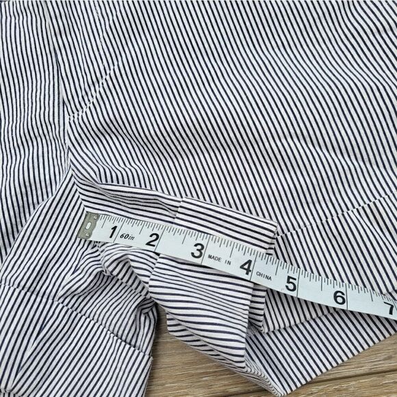 Cynthia Steffe blue and white striped summer shorts coastal aesthetic size 6 - Picture 7 of 10